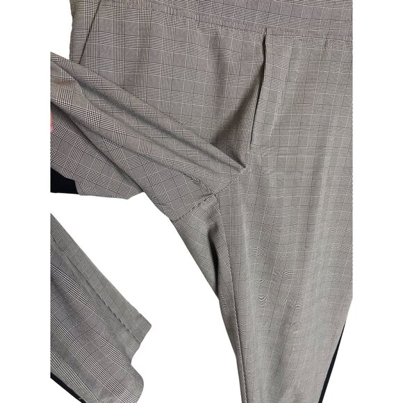 Athleta Brooklyn Plaid Ankle Pant In Black & White-sz 2P - Picture 7 of 13